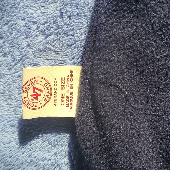 Cozy Penn State winter hat - Picture 3 of 4